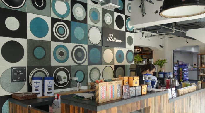 併設のPodium cafe