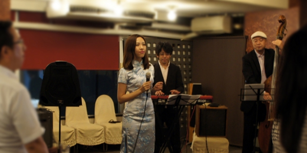 暑気払いでのJAZZ生演奏
